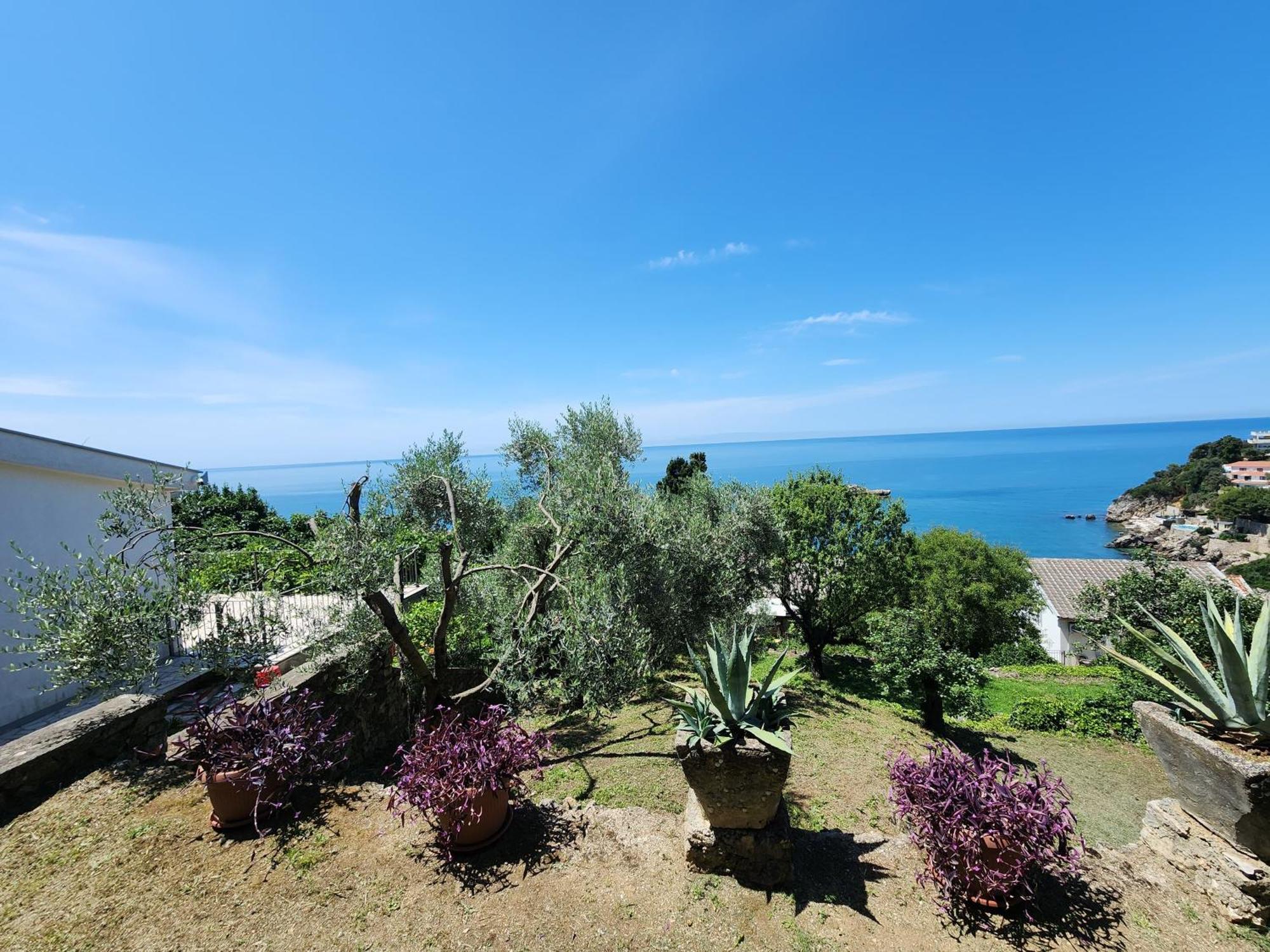 Apartment Ulcinj Улцинь